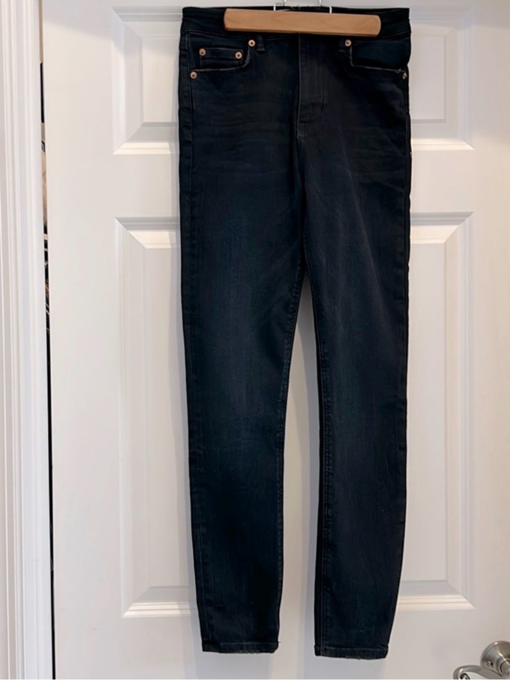 ZARA Skinny jeans dark denim with stretch size 6